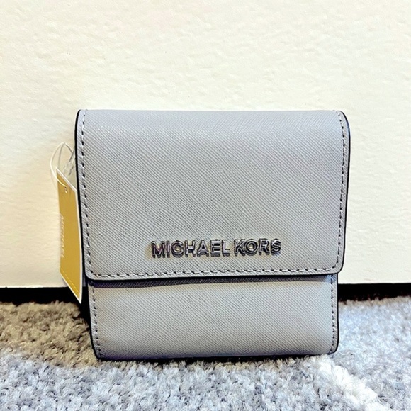 MICHAEL Michael Kors Handbags - 🩶 Michael Kors 🩶 small grey leather wallet NWT
